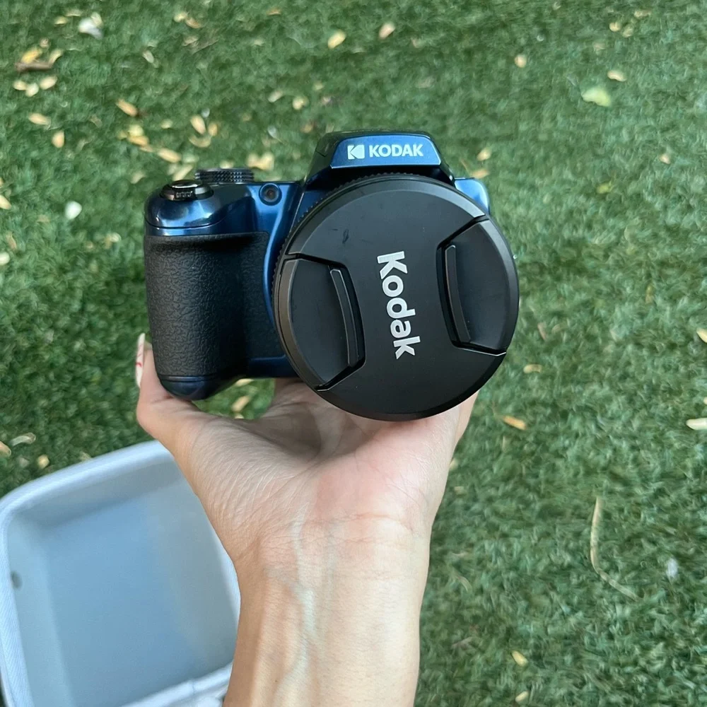 Kodak Black Camera Lens Cap Set in Gray Case